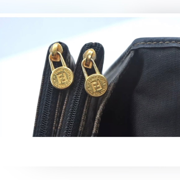 Authentic FENDI Pequin Shoulder Cross Body Bag PVC Leather Brown Black - Picture 9 of 13